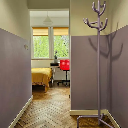 Lovely Sparkly Apartment-2